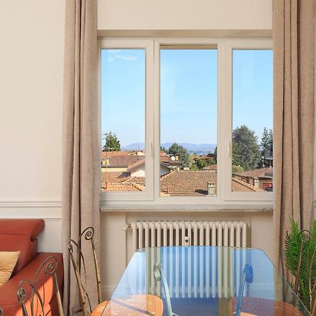 Apartamento Iris Apartman Lesa Kültér fotó