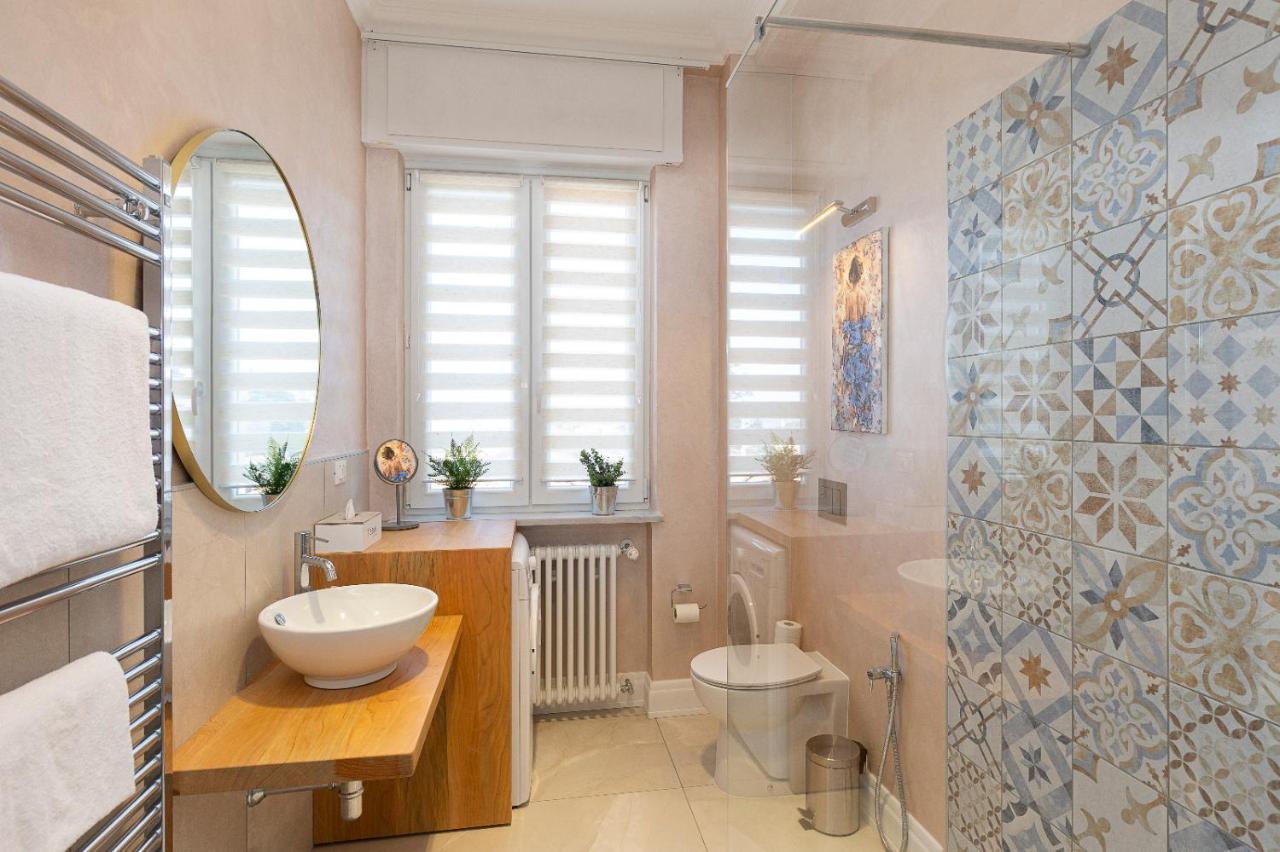Apartamento Iris Apartman Lesa Kültér fotó